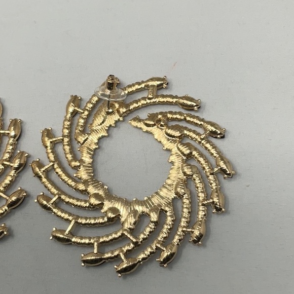 NWOT black rhinestone spiral earrings - Picture 3 of 4